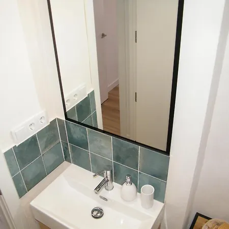 Playa De Gandia, Renovado En Primera Linea Con Terraza, Aire Acondicionado Y Parking - Es-314-22 Apartment Gandia