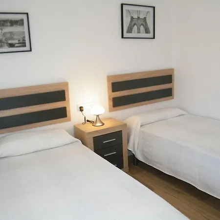 Playa De Gandia, Renovado En Primera Linea Con Terraza, Aire Acondicionado Y Parking - Es-314-22 *