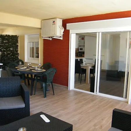 Playa De Gandia, Renovado En Primera Linea Con Terraza, Aire Acondicionado Y Parking - Es-314-22 Gandia